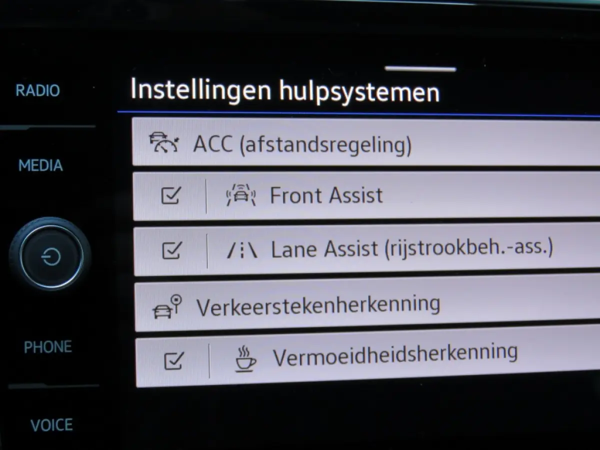1.4 TSI PHEV GTE / Elec.achterklep / Camera / Elec.stoel / BOVAG garantie