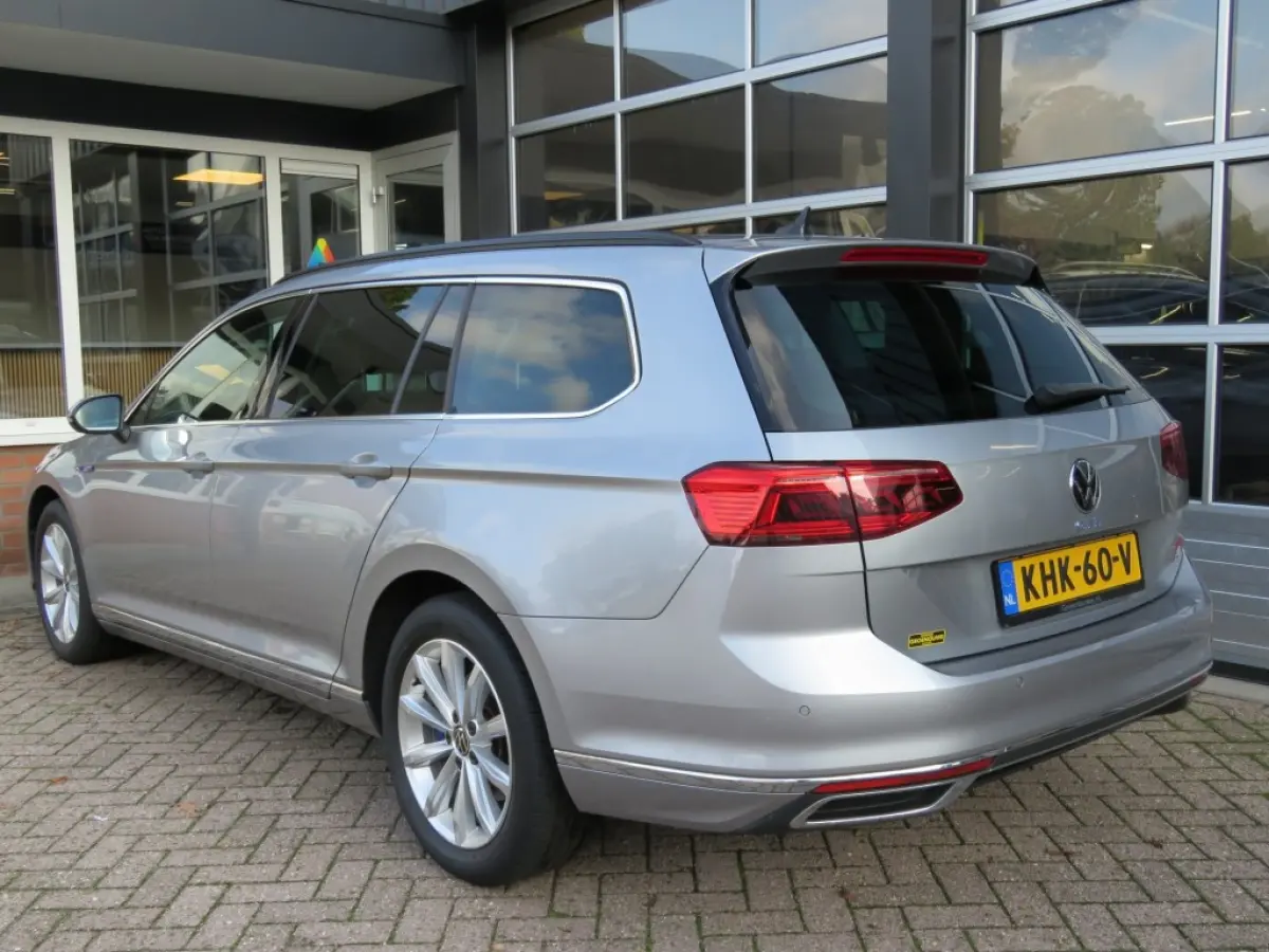 1.4 TSI PHEV GTE / Elec.achterklep / Camera / Elec.stoel / BOVAG garantie