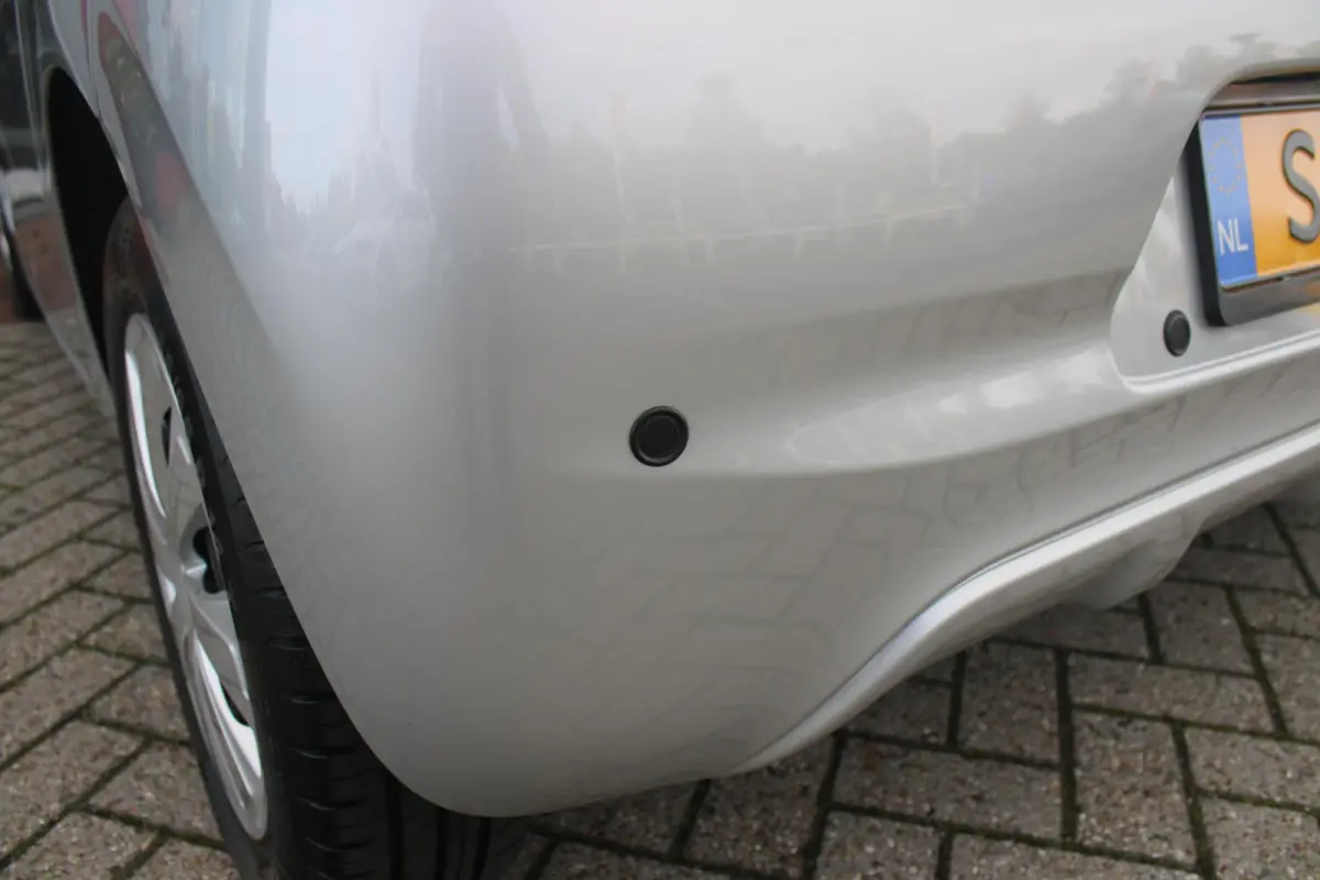 1.0 e-VTi ACTIVE AUTOMAAT ZEER LAGE KILOMETERSTAND | MISTLAMPEN VOOR | LED DAGRIJVERLICHTING | PARKEERSENSOREN ACHTER | AIRCO | MULTIFUNCTIONEEL LEDEREN STUURWIEL | BLUETOOTH | CENTRALE VERG