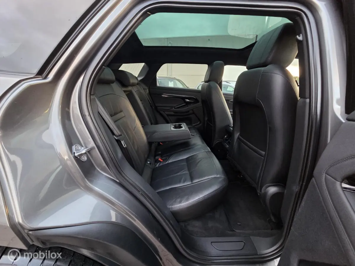 2.0 P250 AWD R-Dynamic First Edition