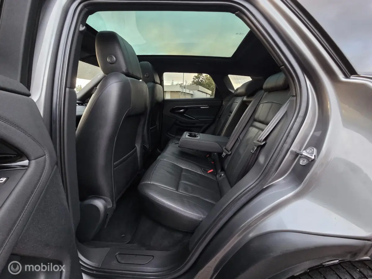 2.0 P250 AWD R-Dynamic First Edition