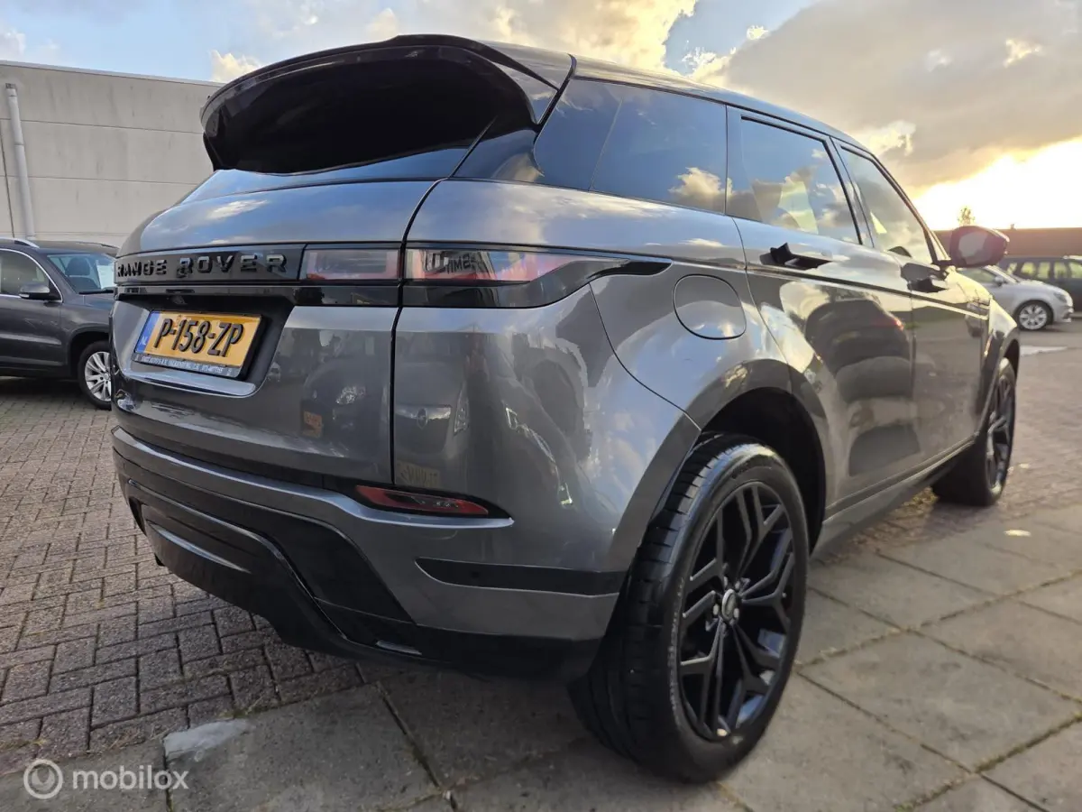 2.0 P250 AWD R-Dynamic First Edition