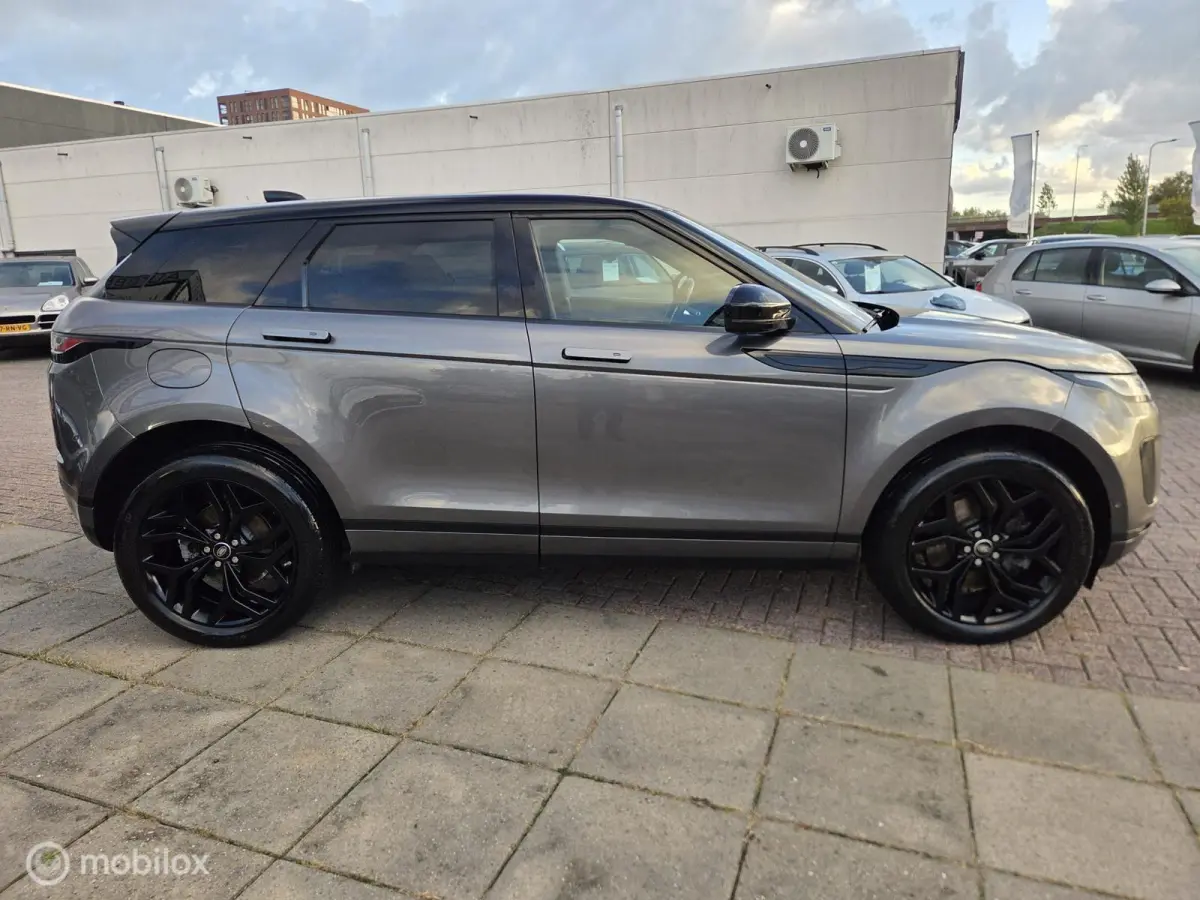 2.0 P250 AWD R-Dynamic First Edition