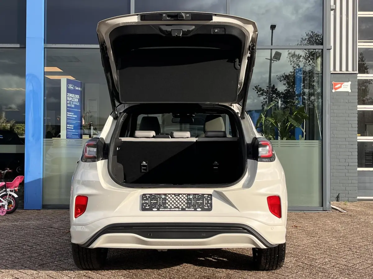 1.0 EcoBoost Sound Edition 155PK Automaat Adaptieve Cruise Winterpack Verbeterde B&O Matrix-LED 360-Camera Climate Privacy Glass Keyless *Speciale Uitvoering*