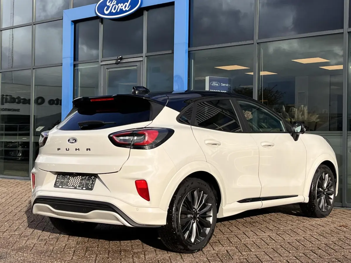 1.0 EcoBoost Sound Edition 155PK Automaat Adaptieve Cruise Winterpack Verbeterde B&O Matrix-LED 360-Camera Climate Privacy Glass Keyless *Speciale Uitvoering*