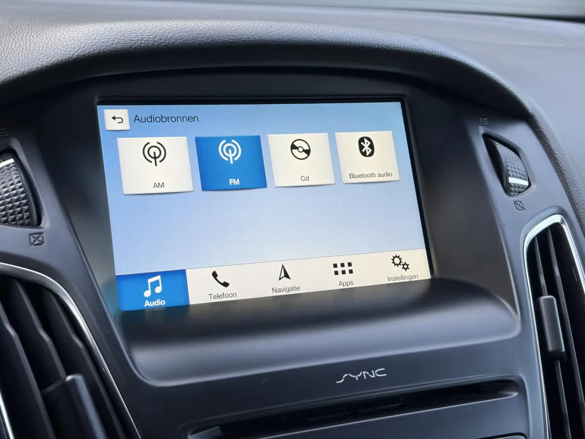 1.5 Titanium D-riem vv in 2024✓150pk✓2e Eigenaar✓Dealer Onderhouden✓Trekhaak✓Carplay✓Keyless✓6bak✓Clima✓Cruise✓Lm velgen✓N.A.P✓Apk tot 08-2027
