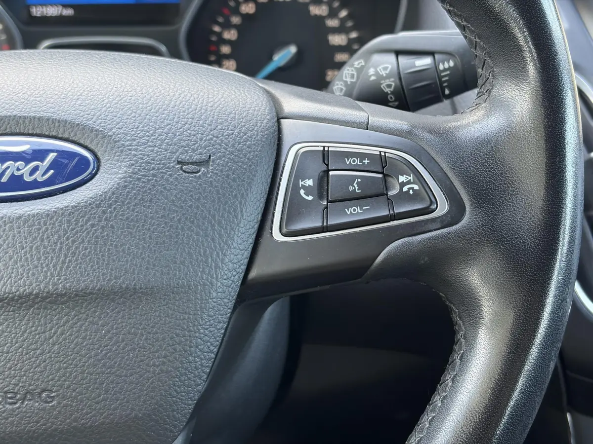1.5 Titanium D-riem vv in 2024✓150pk✓2e Eigenaar✓Dealer Onderhouden✓Trekhaak✓Carplay✓Keyless✓6bak✓Clima✓Cruise✓Lm velgen✓N.A.P✓Apk tot 08-2027