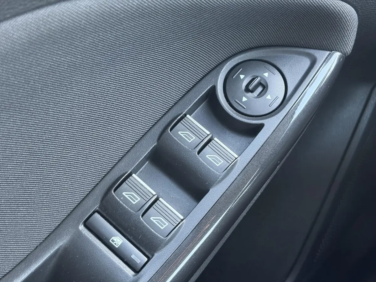 1.5 Titanium D-riem vv in 2024✓150pk✓2e Eigenaar✓Dealer Onderhouden✓Trekhaak✓Carplay✓Keyless✓6bak✓Clima✓Cruise✓Lm velgen✓N.A.P✓Apk tot 08-2027