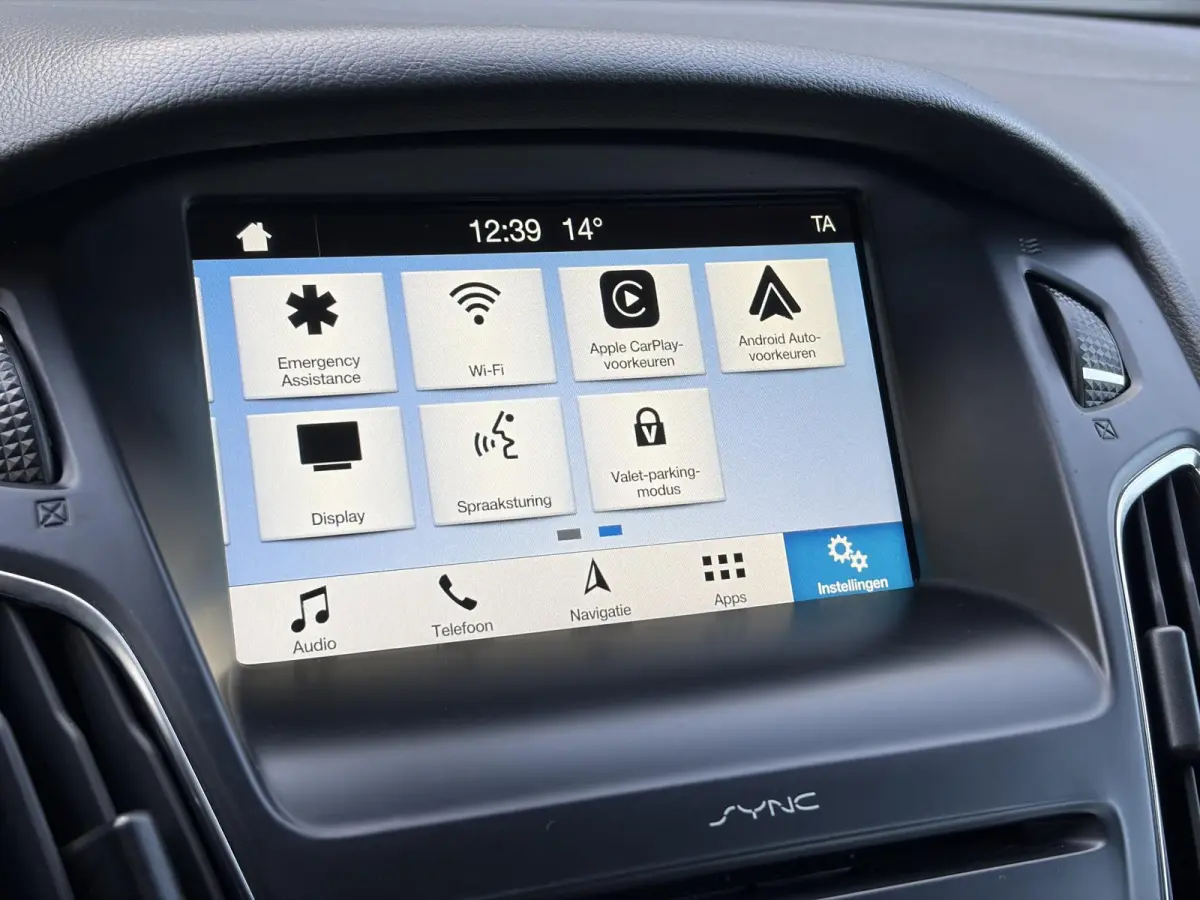 1.5 Titanium D-riem vv in 2024✓150pk✓2e Eigenaar✓Dealer Onderhouden✓Trekhaak✓Carplay✓Keyless✓6bak✓Clima✓Cruise✓Lm velgen✓N.A.P✓Apk tot 08-2027