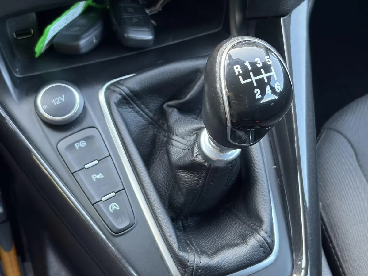 1.5 Titanium D-riem vv in 2024✓150pk✓2e Eigenaar✓Dealer Onderhouden✓Trekhaak✓Carplay✓Keyless✓6bak✓Clima✓Cruise✓Lm velgen✓N.A.P✓Apk tot 08-2027