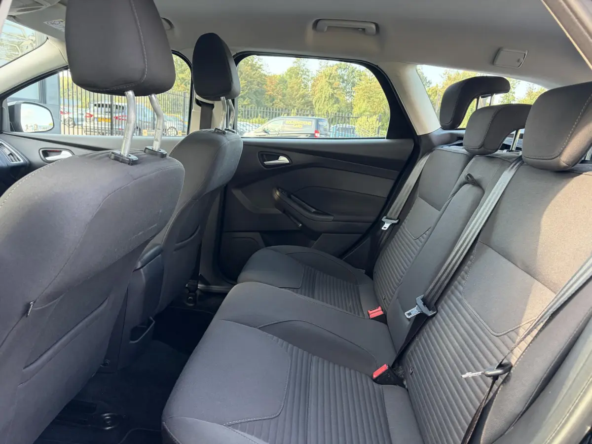 1.5 Titanium D-riem vv in 2024✓150pk✓2e Eigenaar✓Dealer Onderhouden✓Trekhaak✓Carplay✓Keyless✓6bak✓Clima✓Cruise✓Lm velgen✓N.A.P✓Apk tot 08-2027