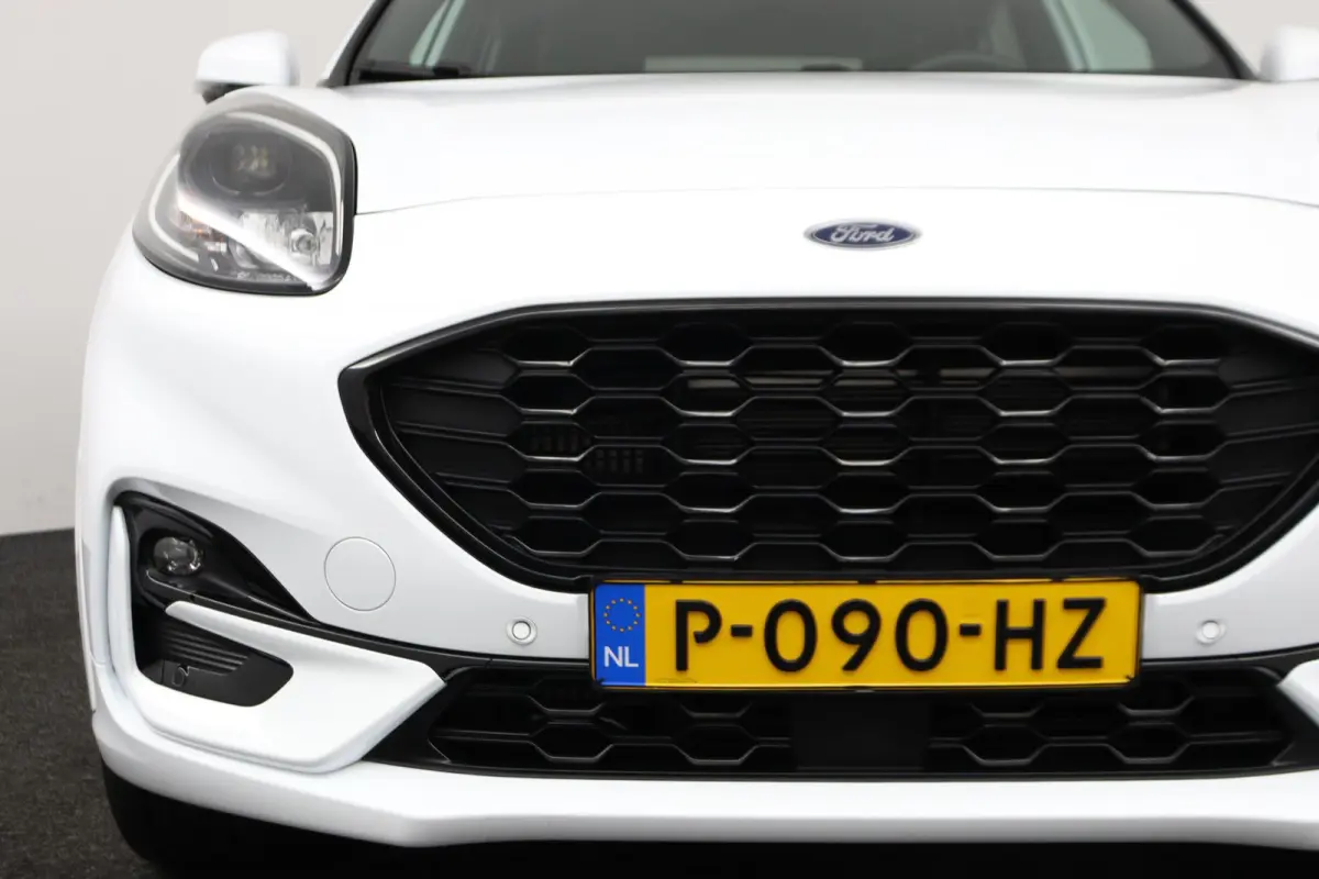 1.0 EcoBoost ST-Line | Trekhaak | Keyless Entry | CarPlay | Digitaal Dashboard |