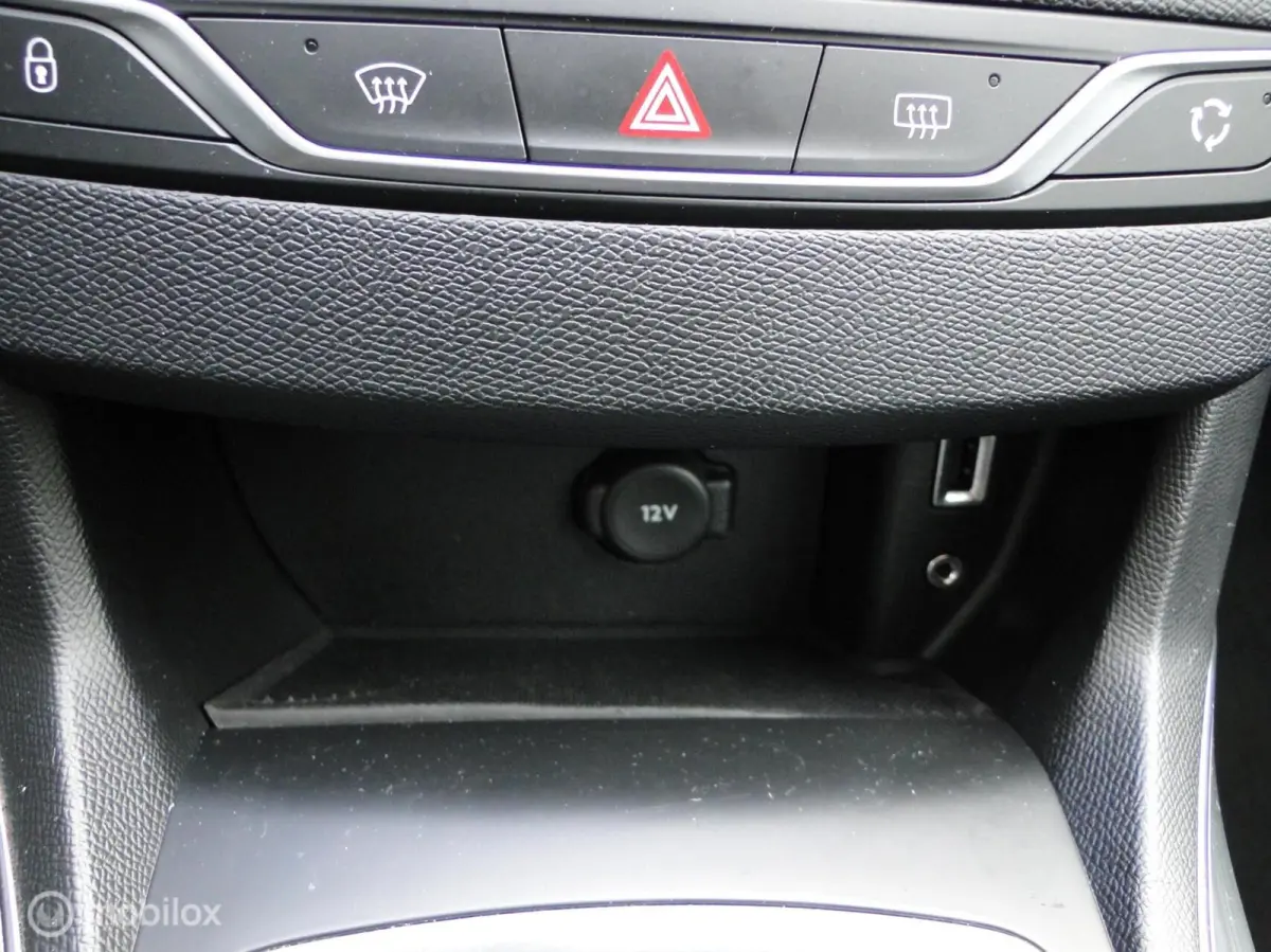 1.2, benzine, schakel, 89.566 km