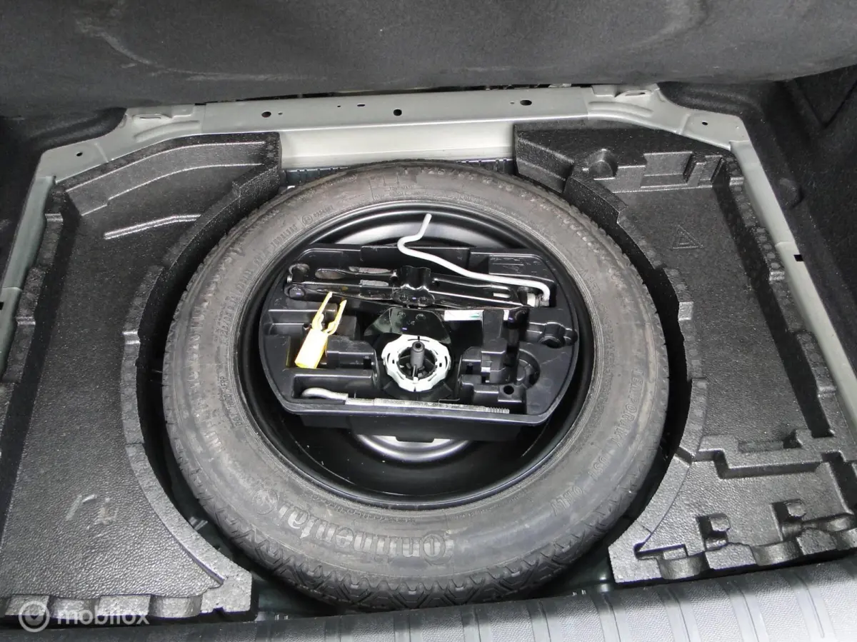 1.2, benzine, schakel, 89.566 km