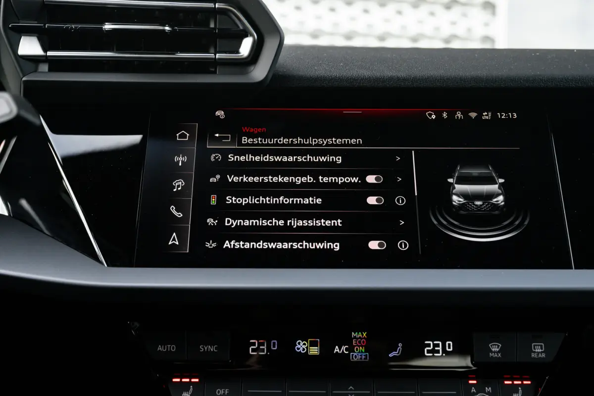 TFSI e 204 pk Advanced | Achteruitrijcamera | Sound System | Stoelverwarming | | Achteruitrijcamera | Adaptive cruisecontrol (Adaptive Cruise Control) | Audi sound system
