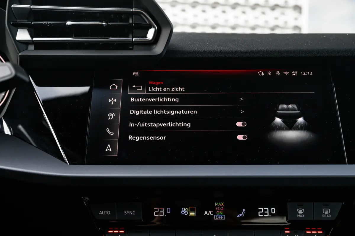 TFSI e 204 pk Advanced | Achteruitrijcamera | Sound System | Stoelverwarming | | Achteruitrijcamera | Adaptive cruisecontrol (Adaptive Cruise Control) | Audi sound system