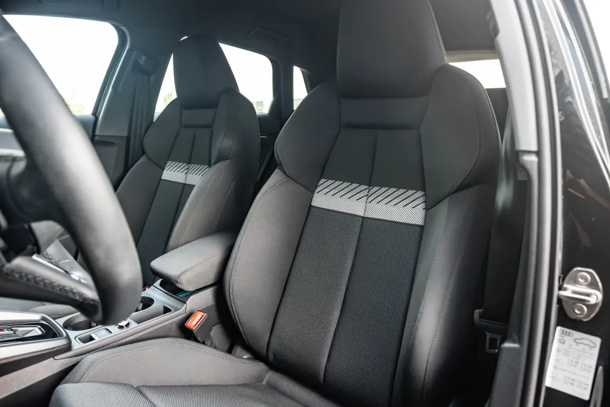 TFSI e 204 pk Advanced | Achteruitrijcamera | Sound System | Stoelverwarming | | Achteruitrijcamera | Adaptive cruisecontrol (Adaptive Cruise Control) | Audi sound system