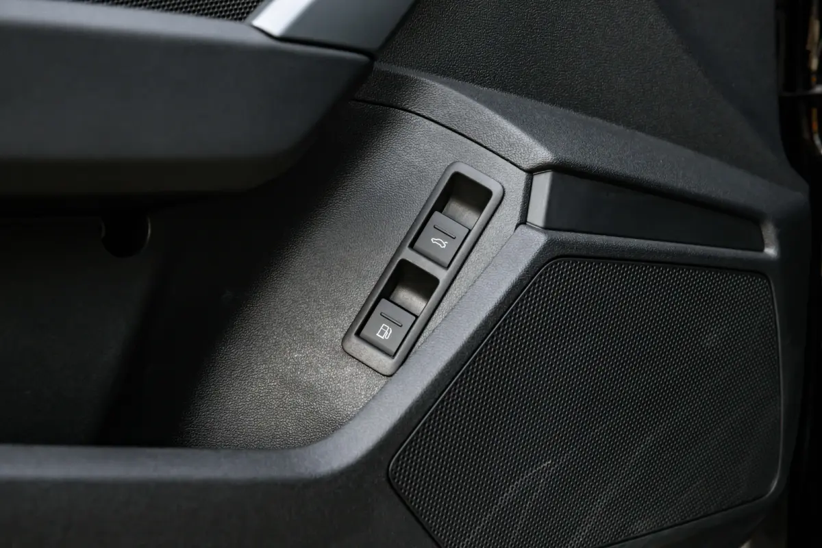 TFSI e 204 pk Advanced | Achteruitrijcamera | Sound System | Stoelverwarming | | Achteruitrijcamera | Adaptive cruisecontrol (Adaptive Cruise Control) | Audi sound system