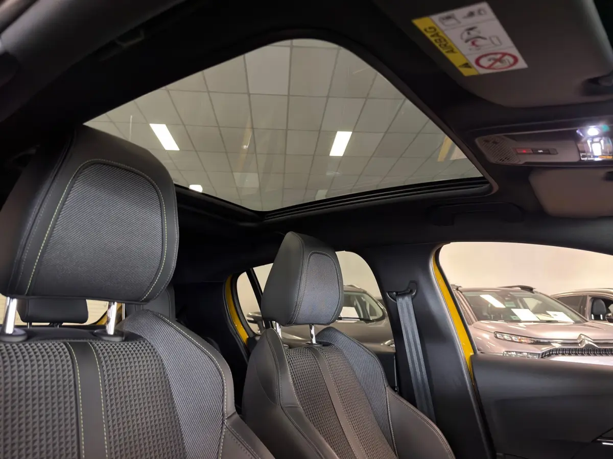1.2 PureTech GT-Line|NAVI|CAMERA|PANORAMA|CRUISE