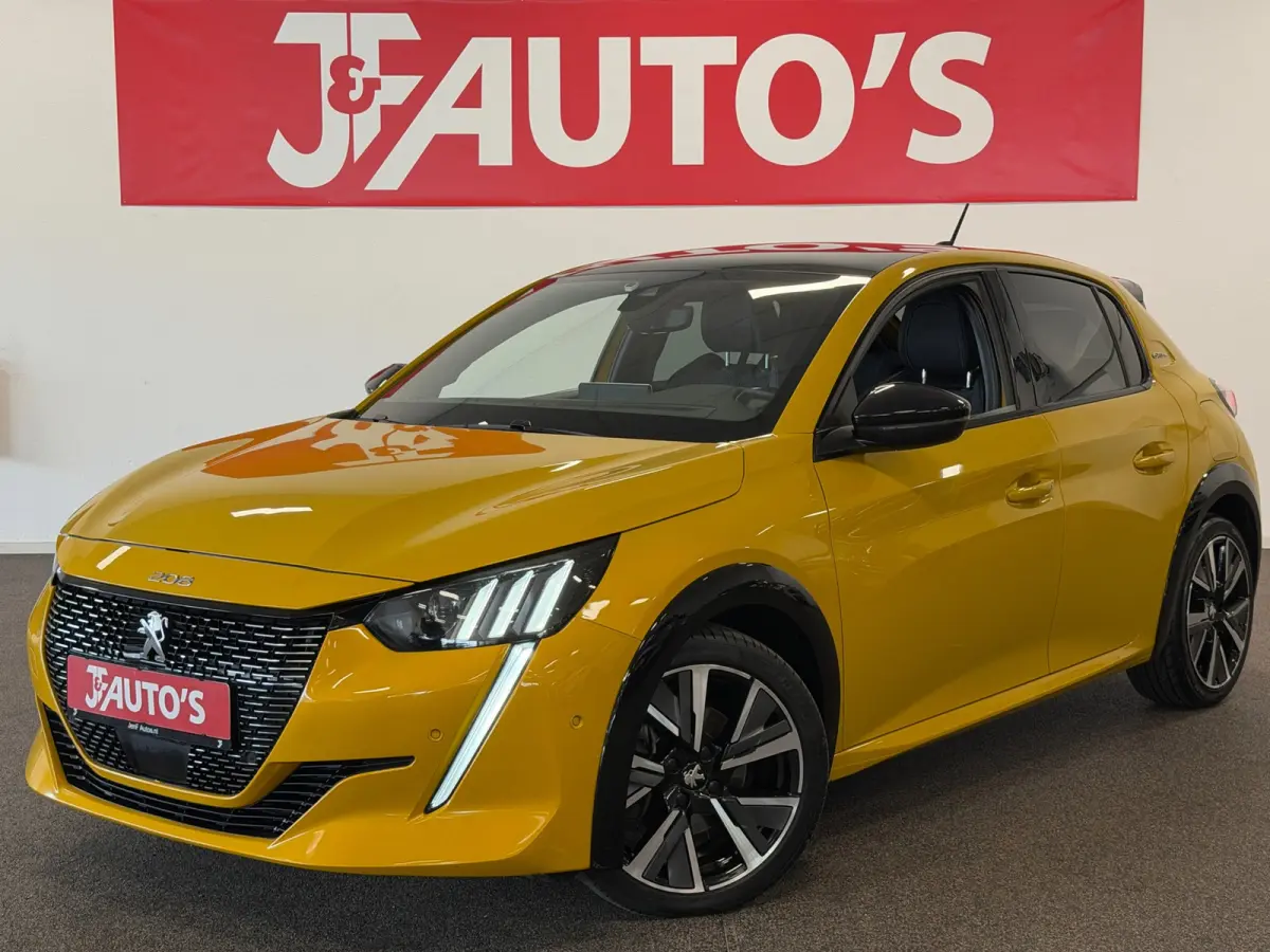 1.2 PureTech GT-Line|NAVI|CAMERA|PANORAMA|CRUISE