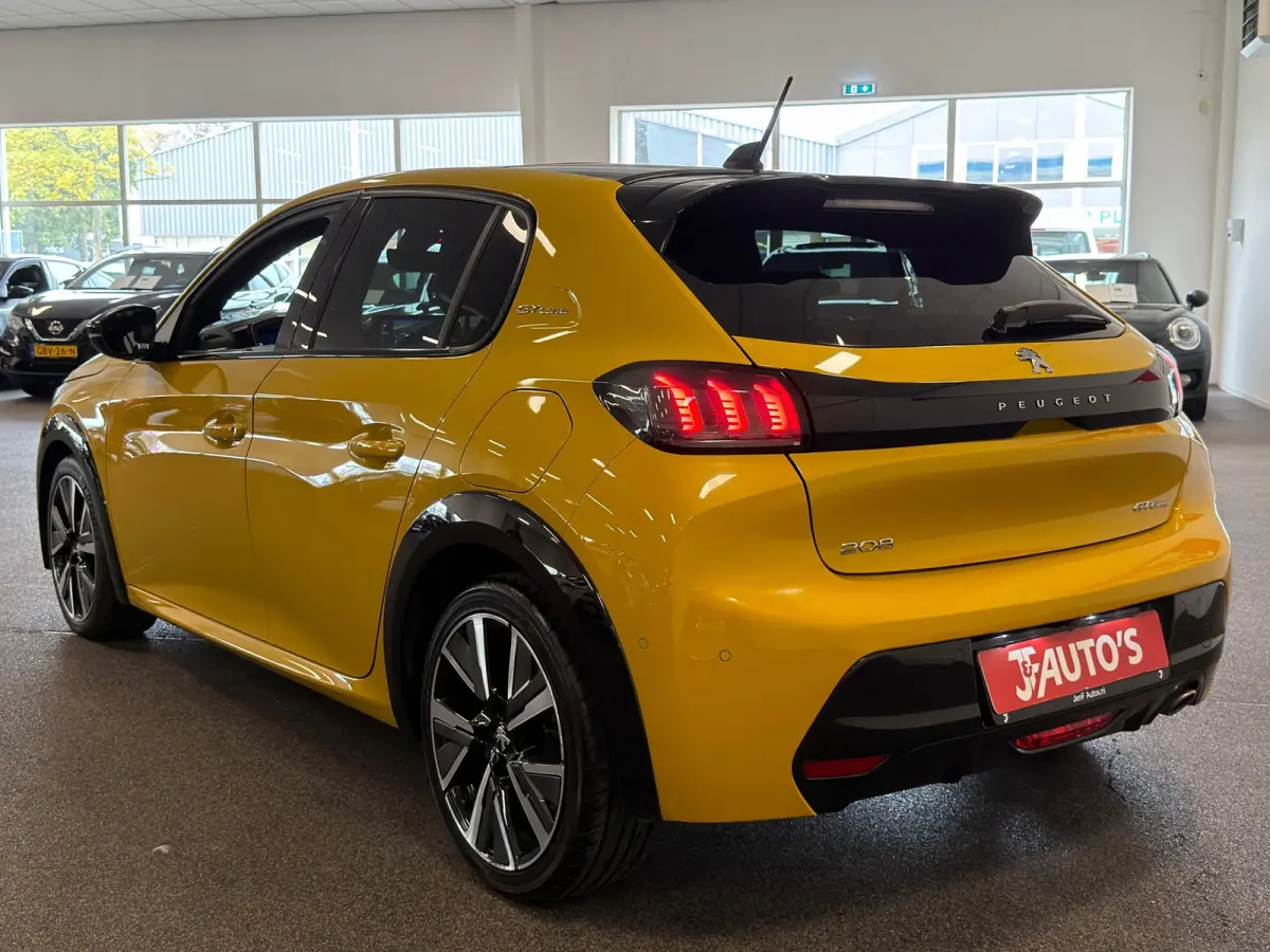 1.2 PureTech GT-Line|NAVI|CAMERA|PANORAMA|CRUISE