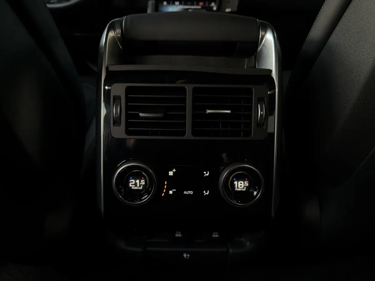 P575 SVR Carbon Edition