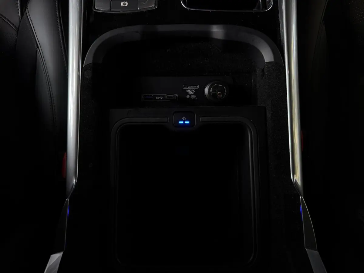 P575 SVR Carbon Edition