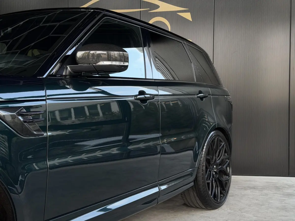 P575 SVR Carbon Edition
