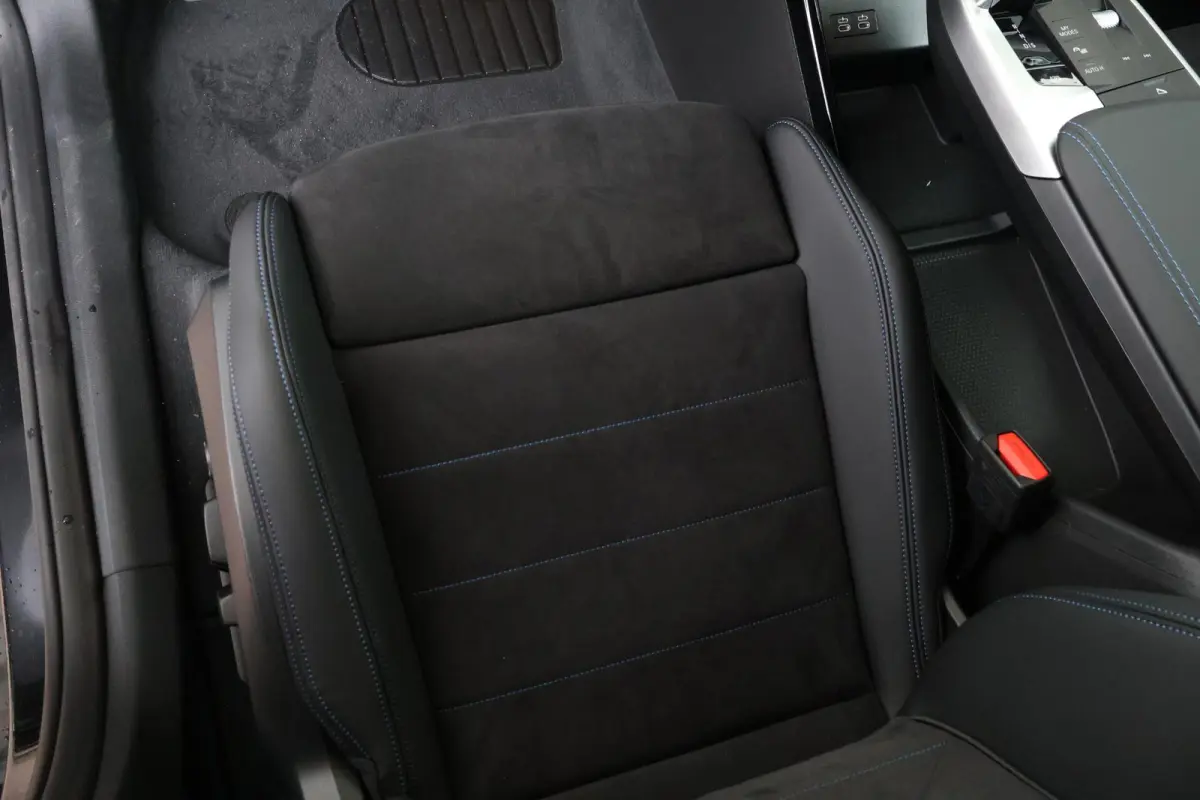 sDrive20i High Executive  | M Sportpakket Pro | Innovation Pack | Comfort Pack
