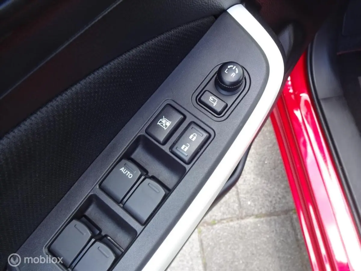 1.0 Boosterjet 112PK Smart Hybrid Stijl