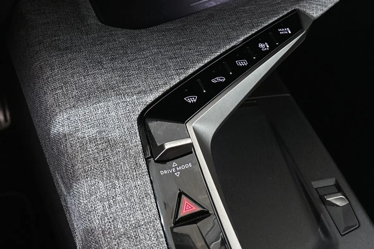 1.2 Hybrid 145 GT Stoelverwarming Keyless 360-Camera Dodehoek
