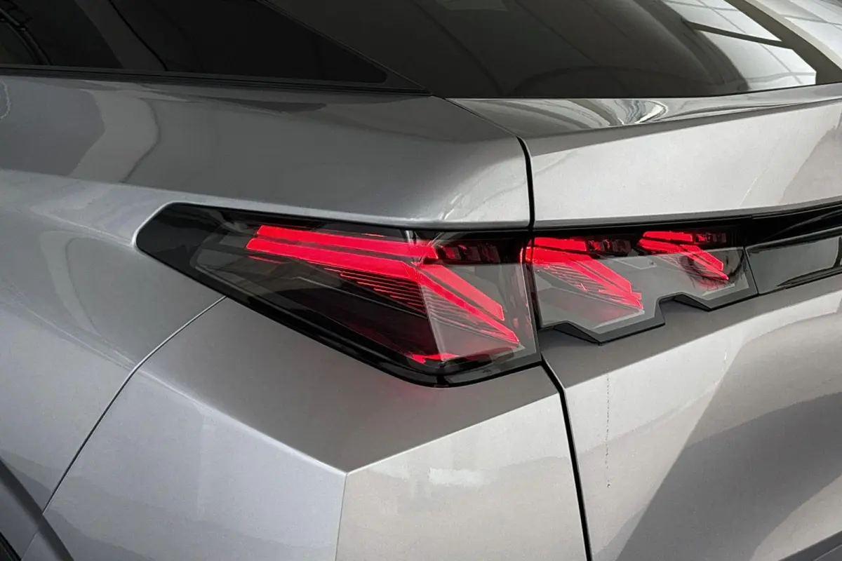 1.2 Hybrid 145 GT Stoelverwarming Keyless 360-Camera Dodehoek