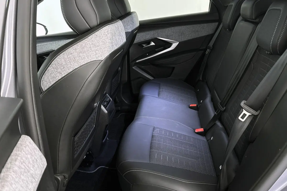 1.2 Hybrid 145 GT Stoelverwarming Keyless 360-Camera Dodehoek