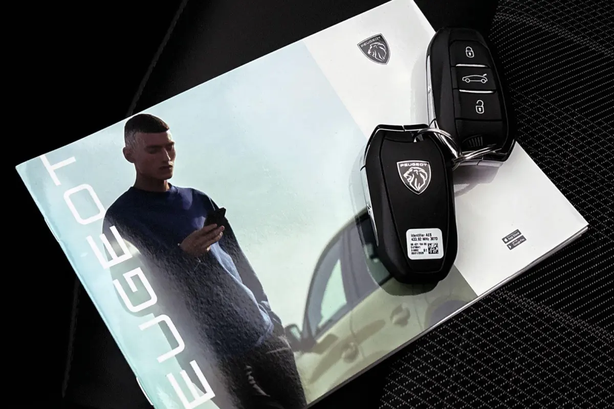 1.2 Hybrid 145 GT Stoelverwarming Keyless 360-Camera Dodehoek