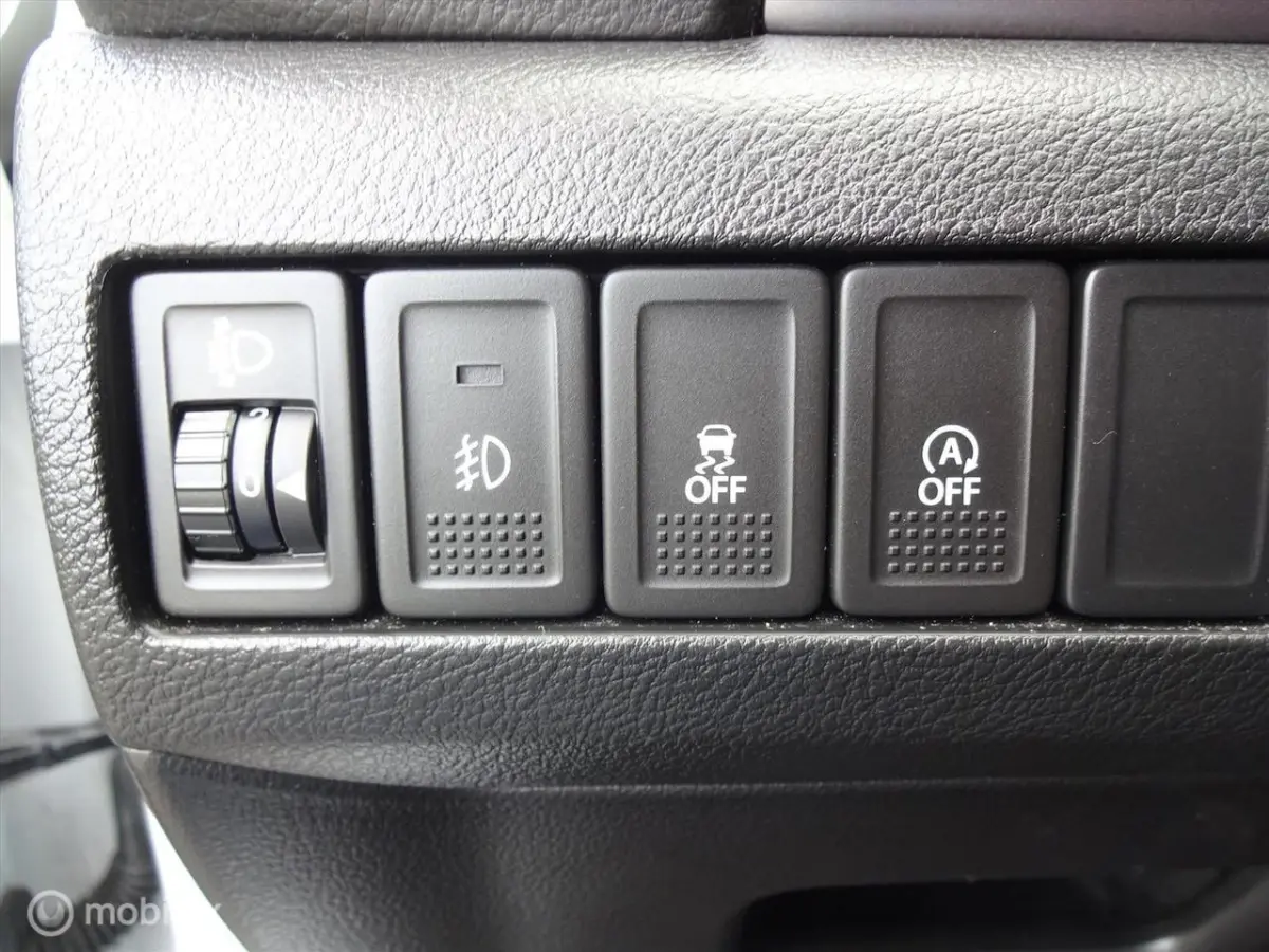 1.0 Boosterjet 112PK Select Navigatie