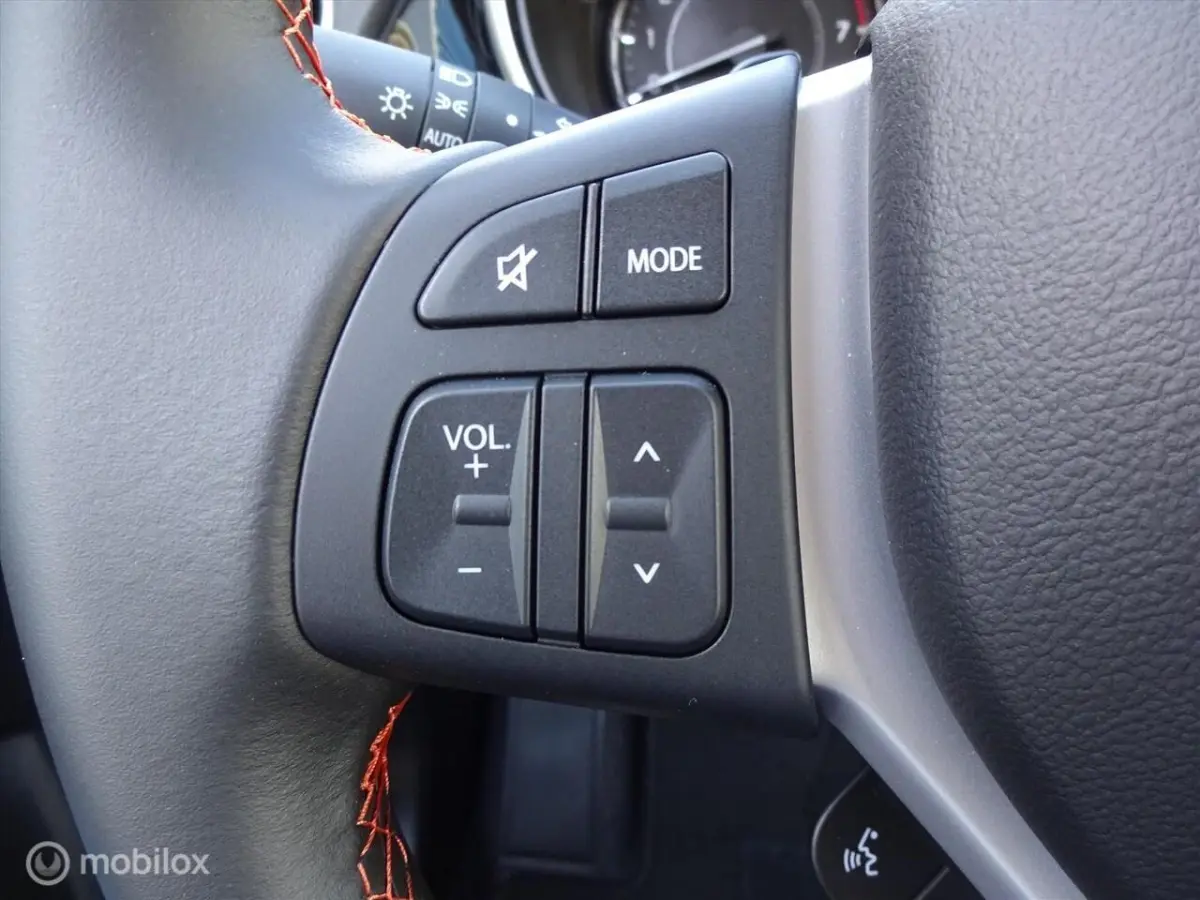 1.4 Smart Hybrid Automaat, 60 Years Edition, Nieuw