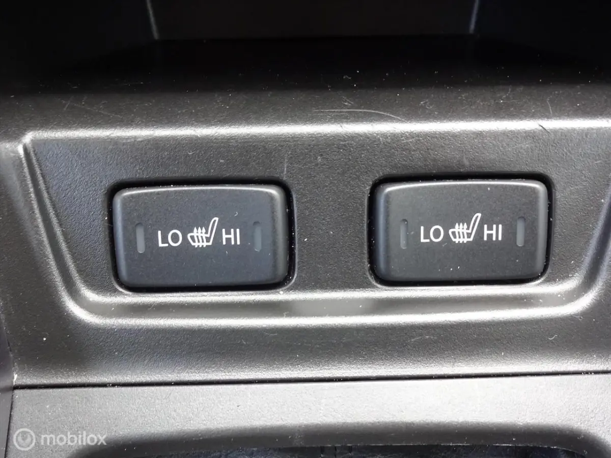 1.0 Boosterjet 112PK Select Navigatie