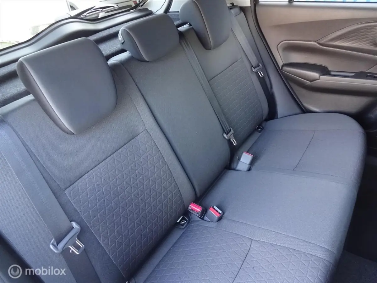 1.2 Smart Hybrid Style, Nieuw, actie € 2.200, - korting