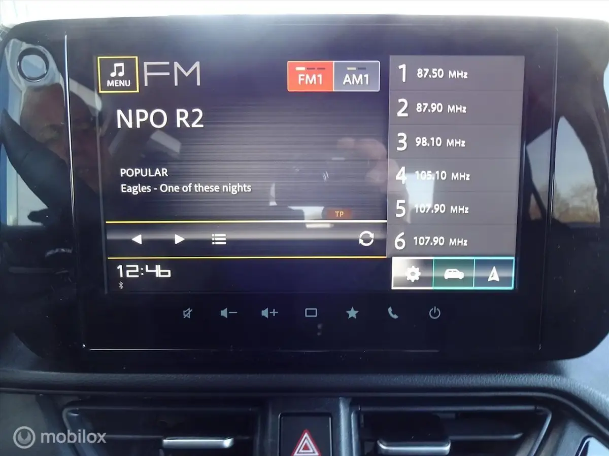 1.2 Smart Hybrid Style, Nieuw, actie € 2.200, - korting