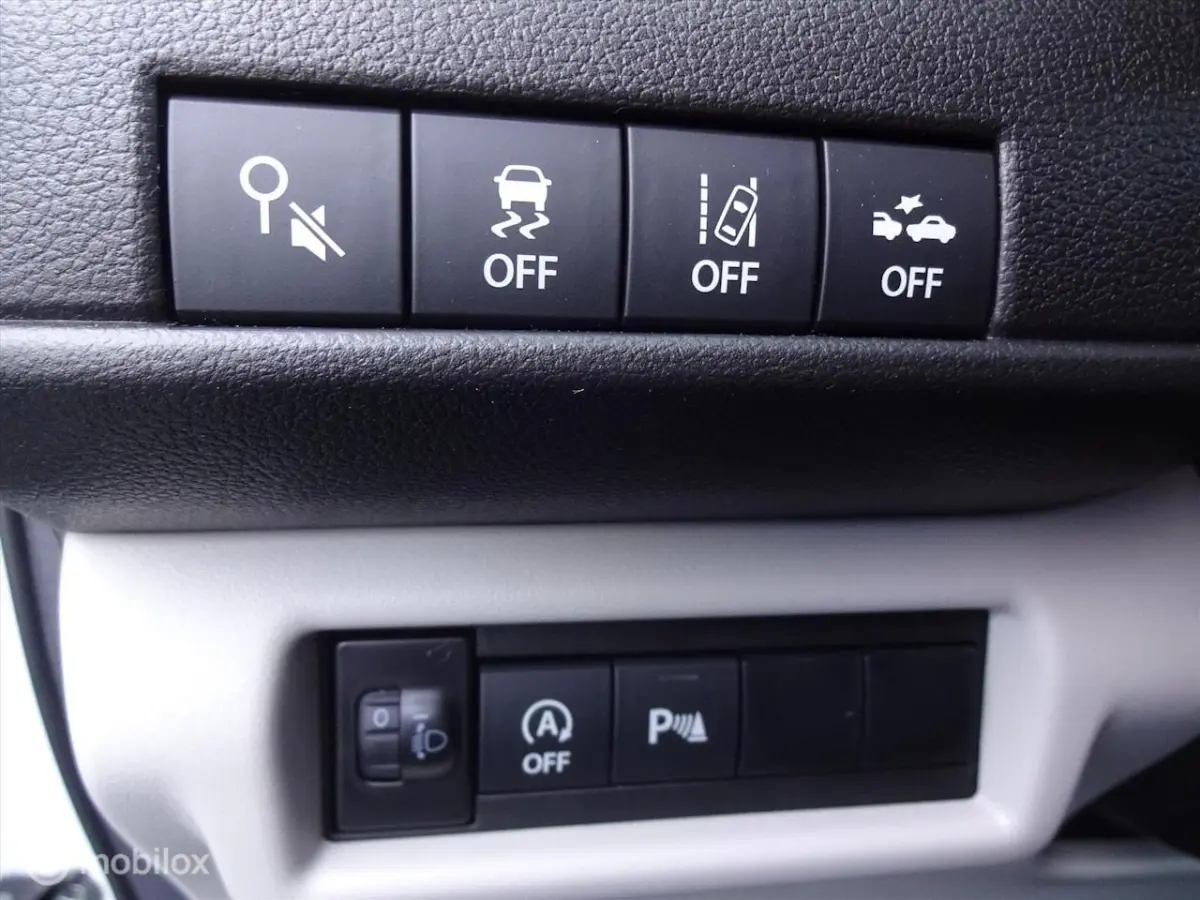 1.2 Smart Hybrid Style, Nieuw, actie € 2.200, - korting