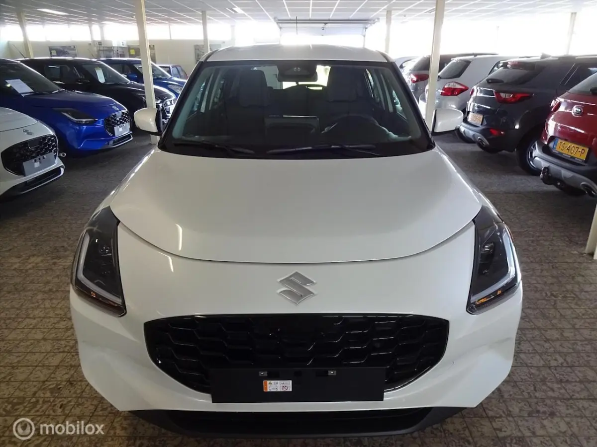 1.2 Smart Hybrid Style, Nieuw, actie € 2.200, - korting