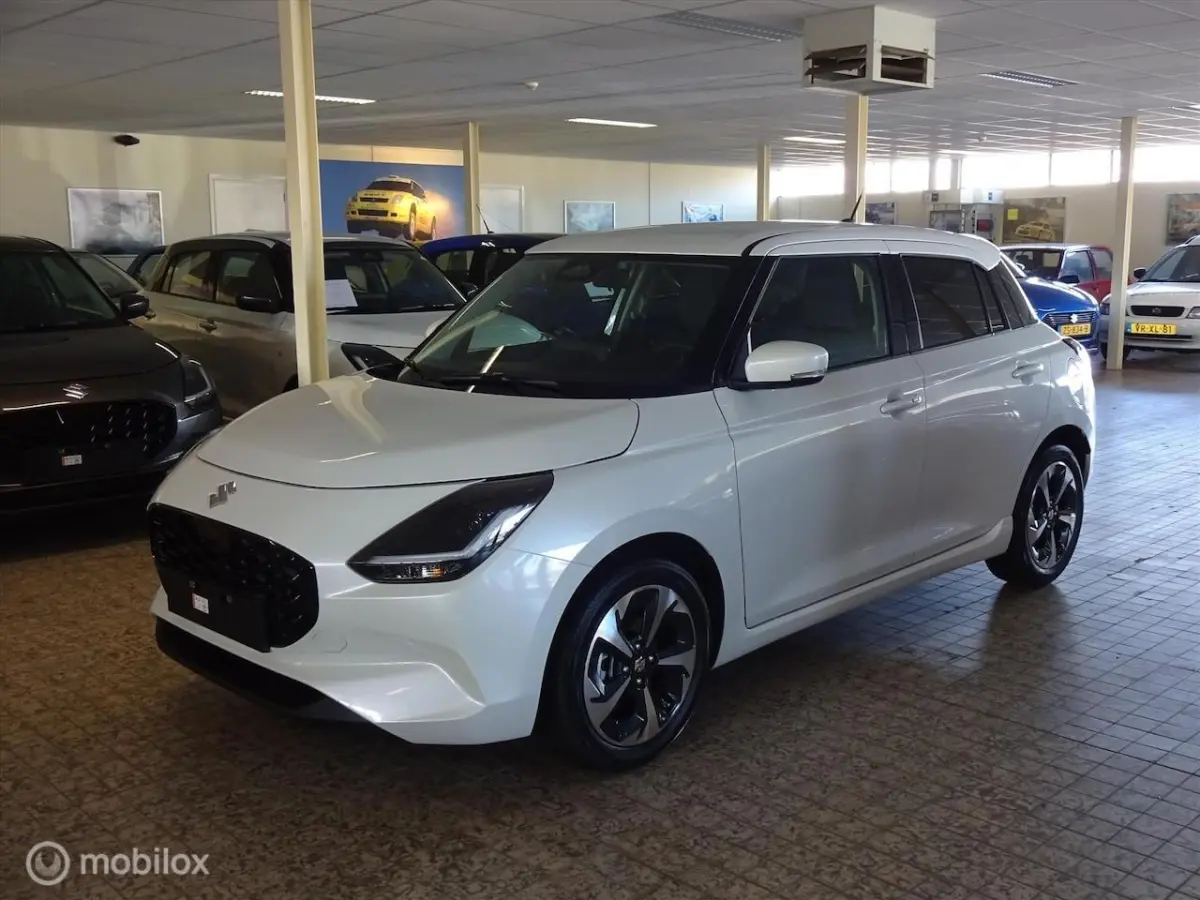 1.2 Smart Hybrid Style, Nieuw, actie € 2.200, - korting
