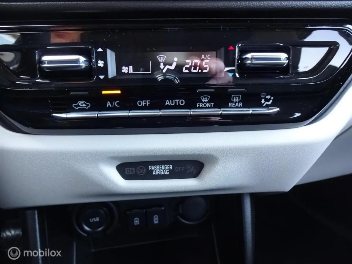 1.2 Smart Hybrid Style, Nieuw, actie € 2.200, - korting