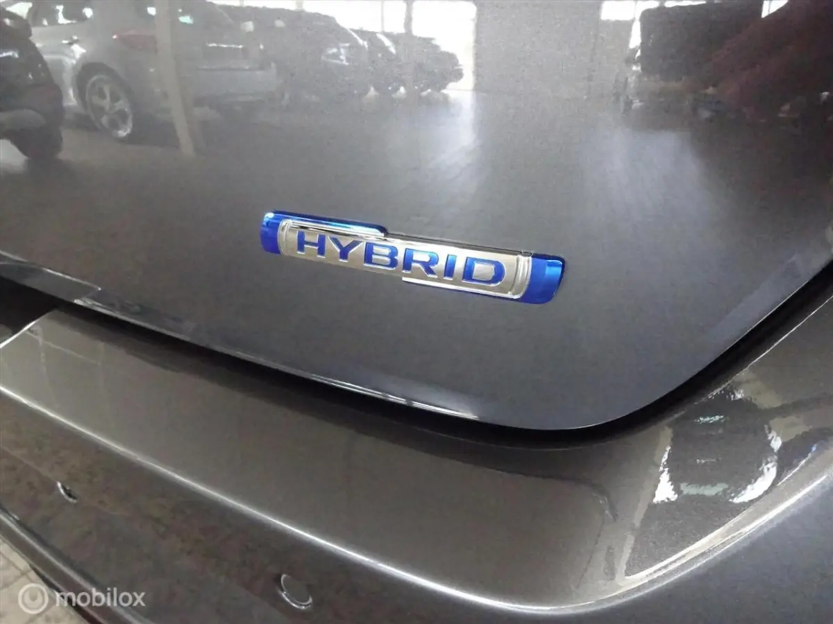 1.2 Smart Hybrid Style, Nieuw, actie € 2.200, - korting