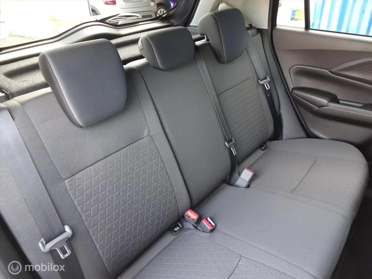 1.2 Smart Hybrid Style, Nieuw, actie € 2.200, - korting