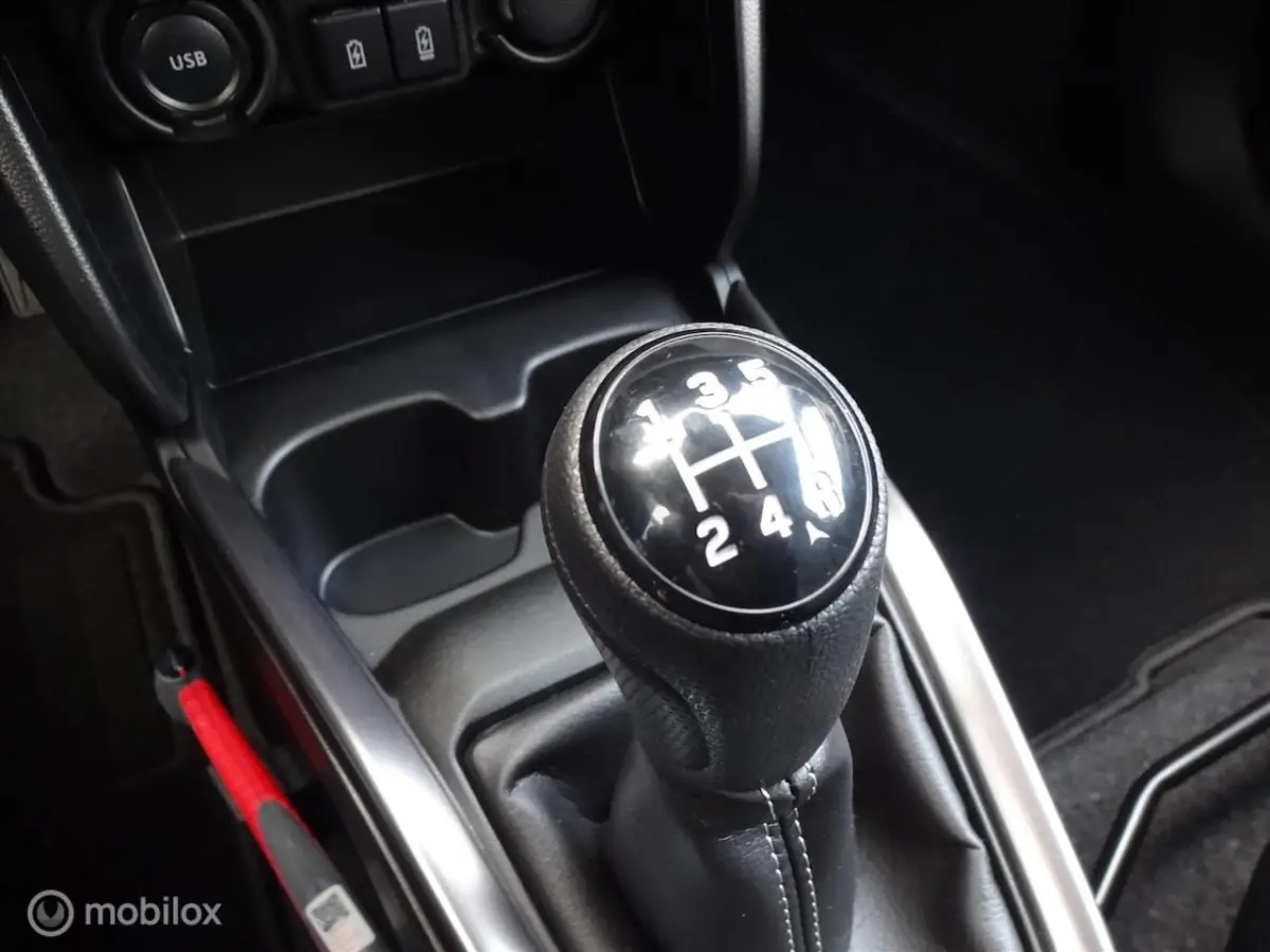 1.2 Smart Hybrid Style, Nieuw, actie € 2.200, - korting