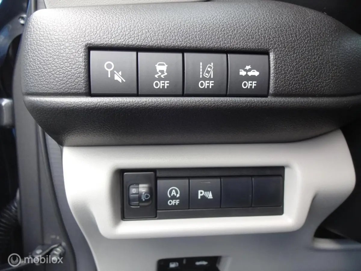 1.2 Smart Hybrid Style, Nieuw, actie € 2.200, - korting