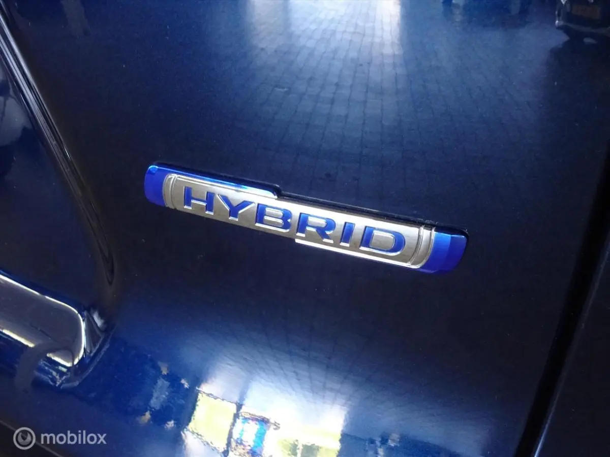 1.4 Boosterjet 110PK Smart Hybrid Special Edition, Nieuw