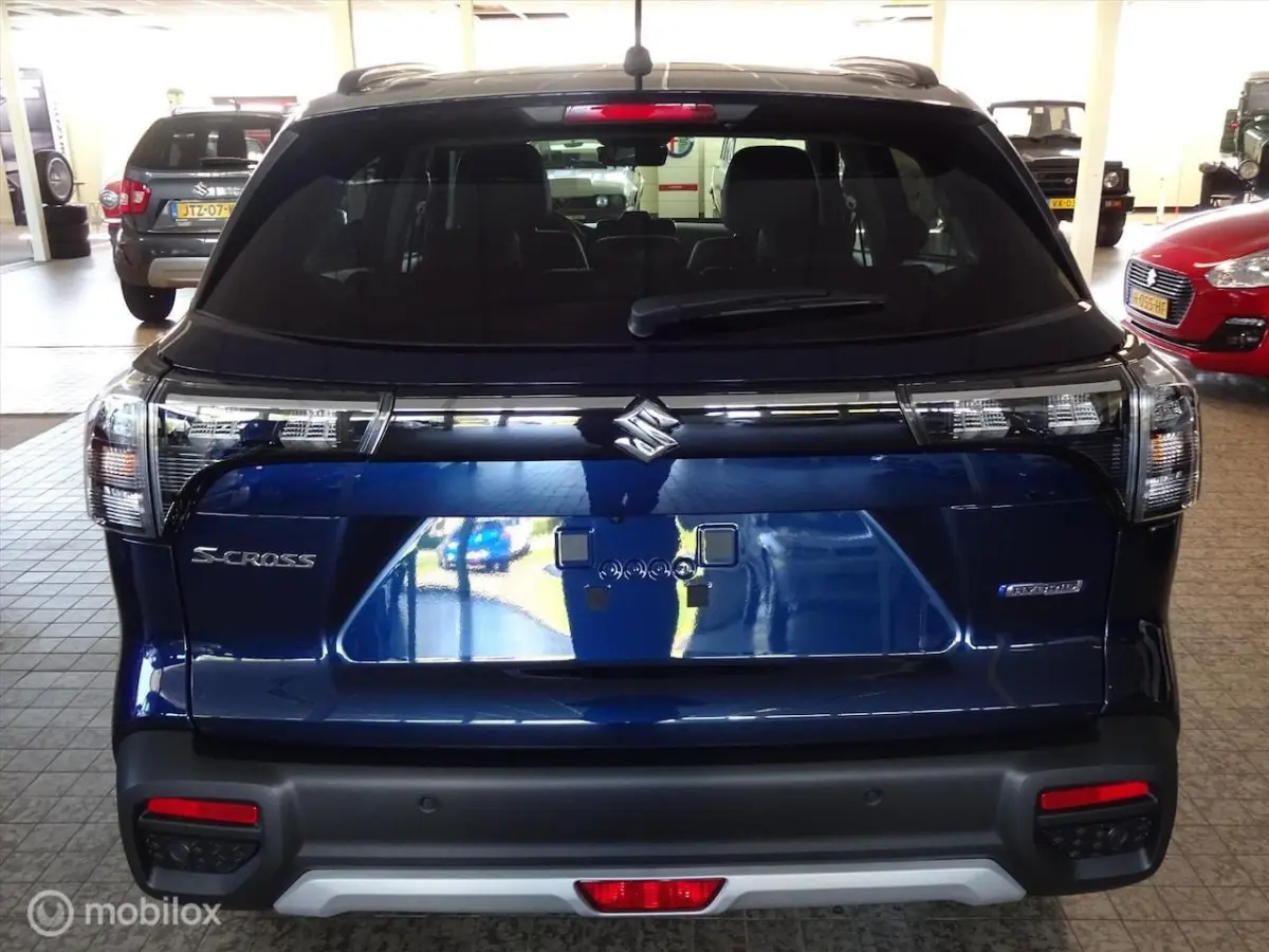 1.4 Boosterjet 110PK Smart Hybrid Special Edition, Nieuw
