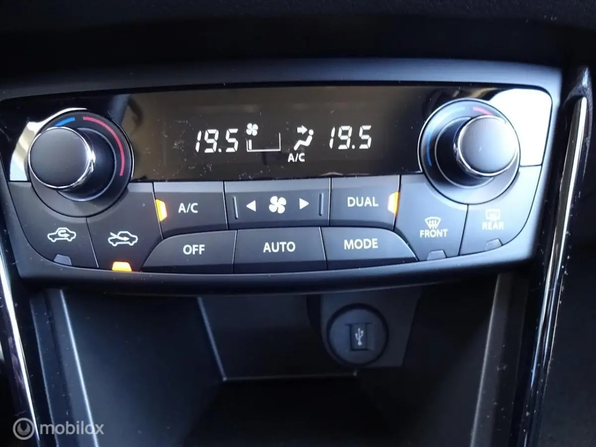 1.4 Boosterjet 110PK Smart Hybrid Special Edition, Nieuw